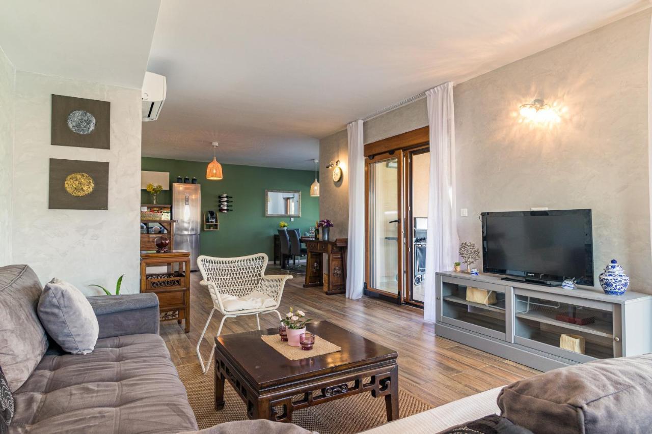 Lovely Istrian Apartment With A Private Swimming Pool And A Charming Garden Банджоле Экстерьер фото