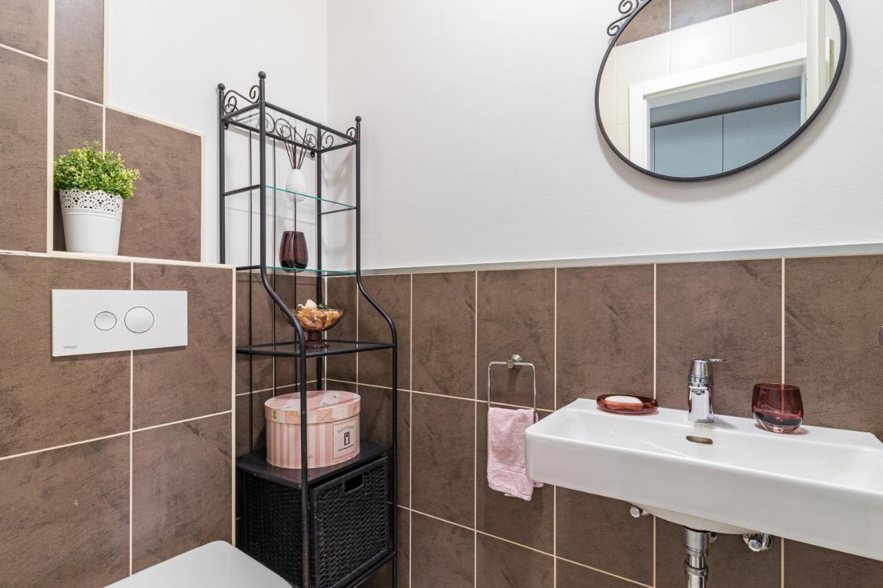 Lovely Istrian Apartment With A Private Swimming Pool And A Charming Garden Банджоле Экстерьер фото