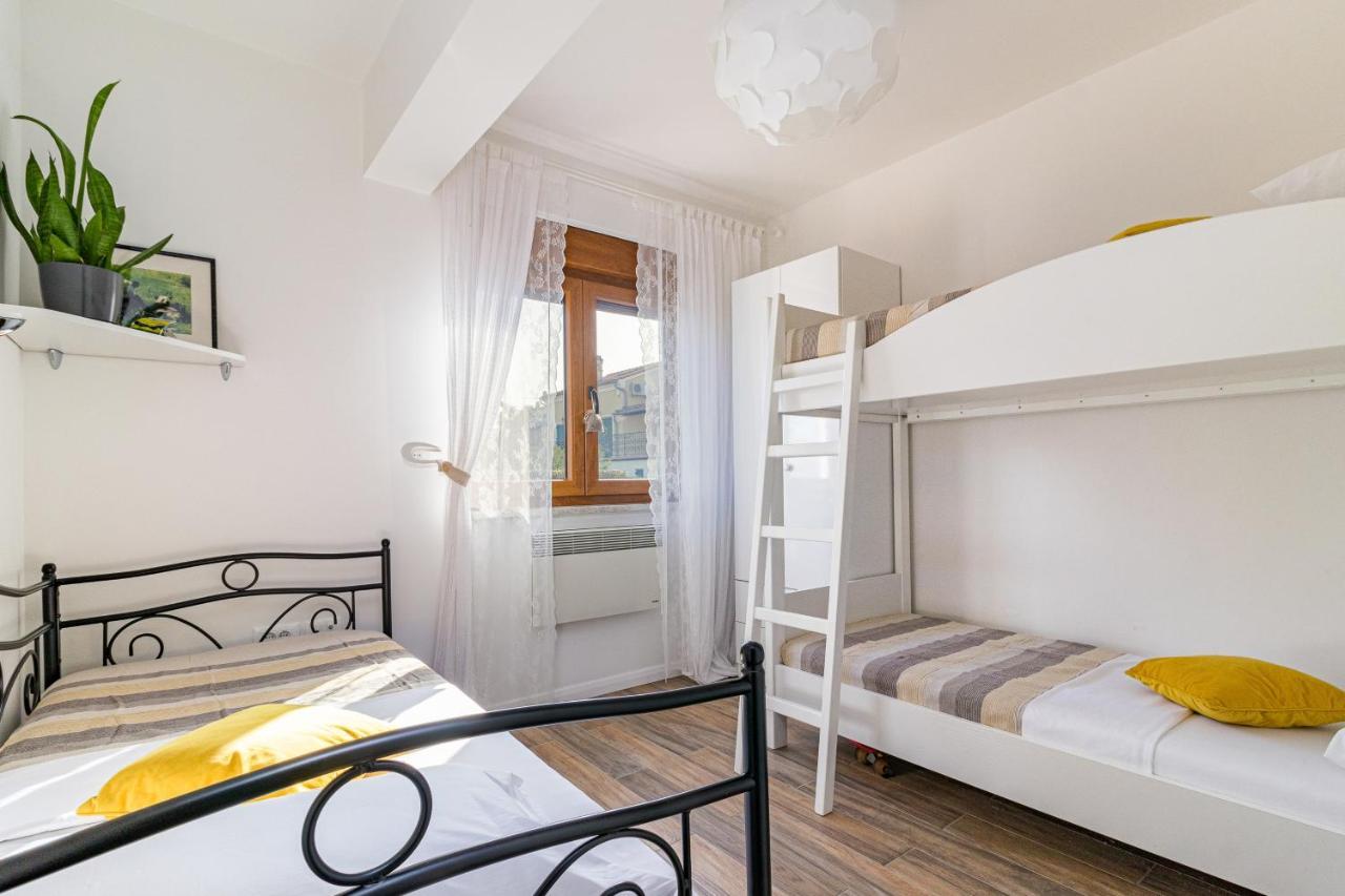 Lovely Istrian Apartment With A Private Swimming Pool And A Charming Garden Банджоле Экстерьер фото