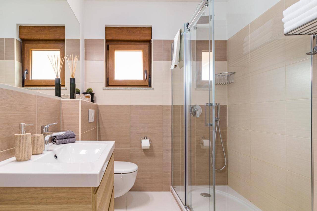 Lovely Istrian Apartment With A Private Swimming Pool And A Charming Garden Банджоле Экстерьер фото